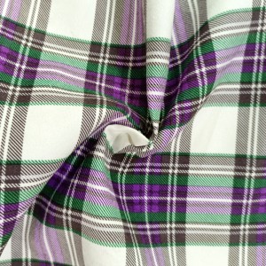 Kierrä polyesterin muoti